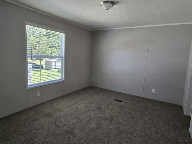 Foto del edificio - 378 Raven Ln