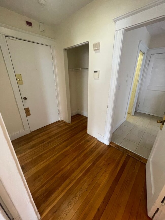 Photo - 11 Barrows St Apartment