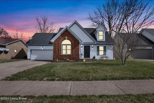 Photo - 10701 Grecian Rd House