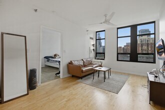 Building Photo - 1255 S State St