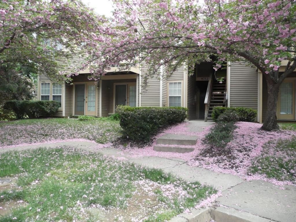 Foto principal - 4712 Dorsey Hall Dr