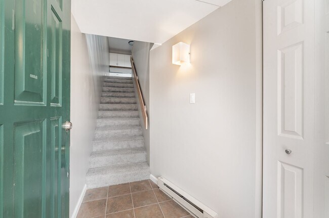 Building Photo - 1003 Cherrington Dr