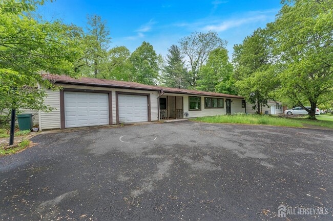 Building Photo - 36 Wheeler Rd