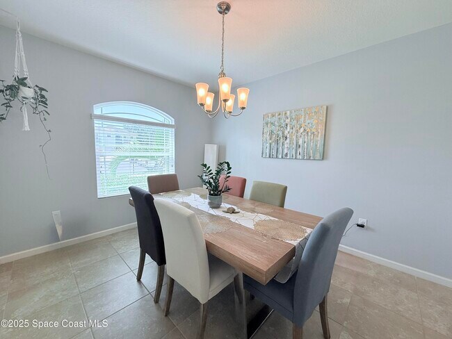 Foto del edificio - 5342 Radiance Ct