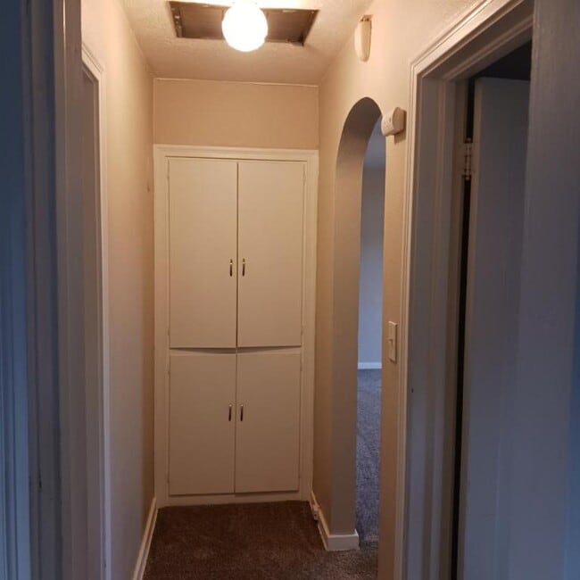 Building Photo - 1540 SW Umatilla St