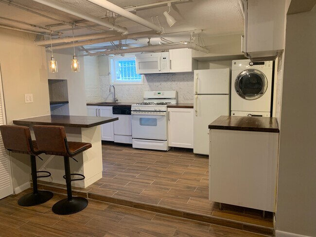 Foto del edificio - 1006 S St NW