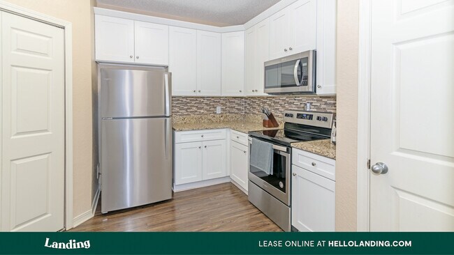Foto del edificio - 4235 Marsh Landing Blvd