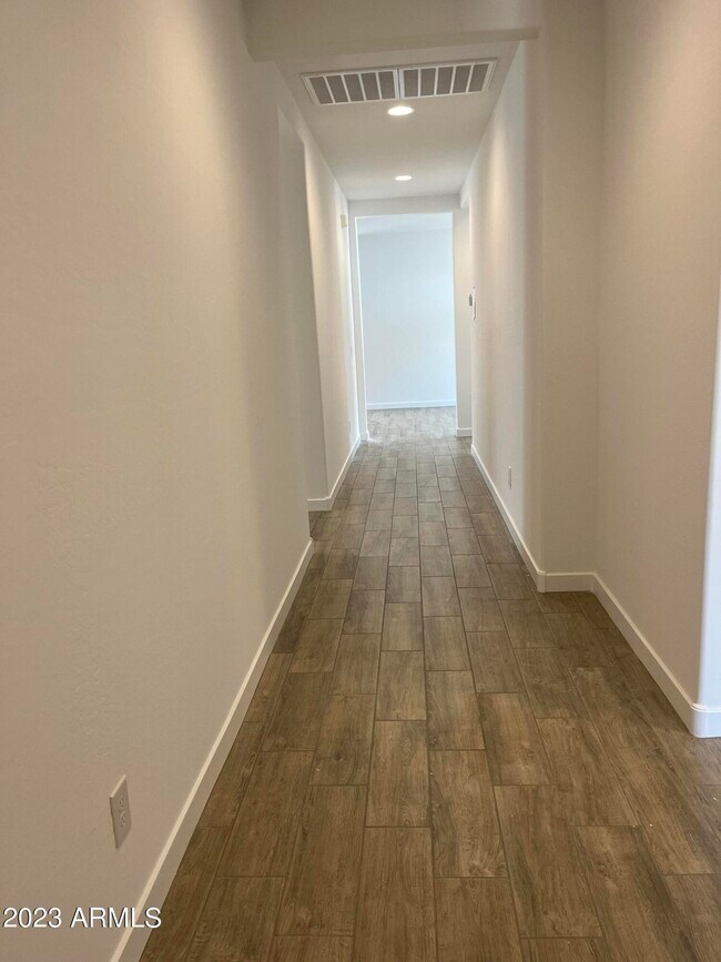 Foto del edificio - 11148 W Parkway Dr