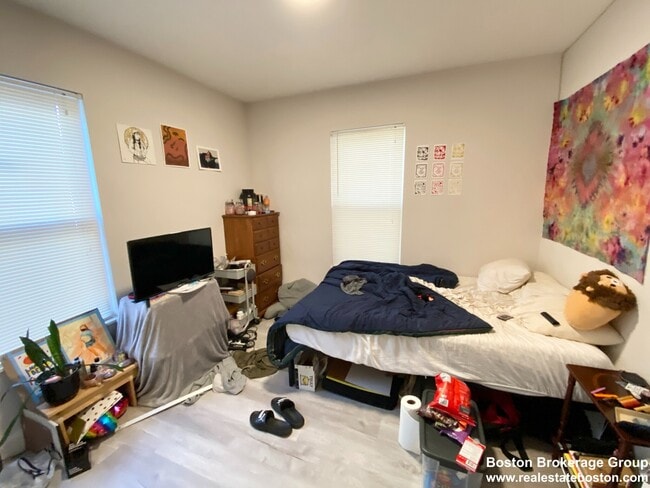 Foto del edificio - 113 Hillside St