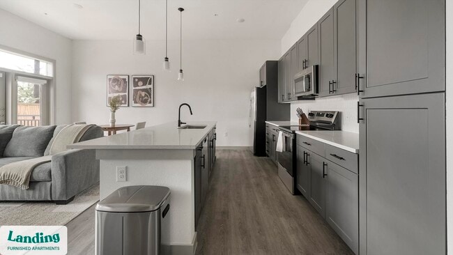 Foto del edificio - 3706 Goodwin Ave