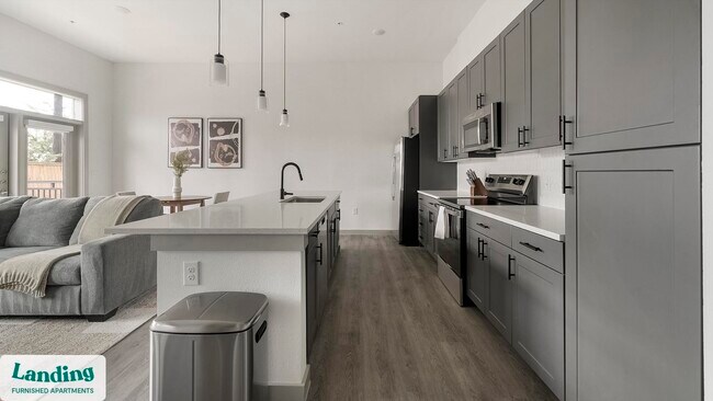 Building Photo - 3706 Goodwin Ave