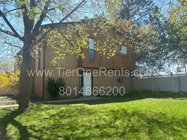 Foto del edificio - NO DEPOSIT option available for qualified ...