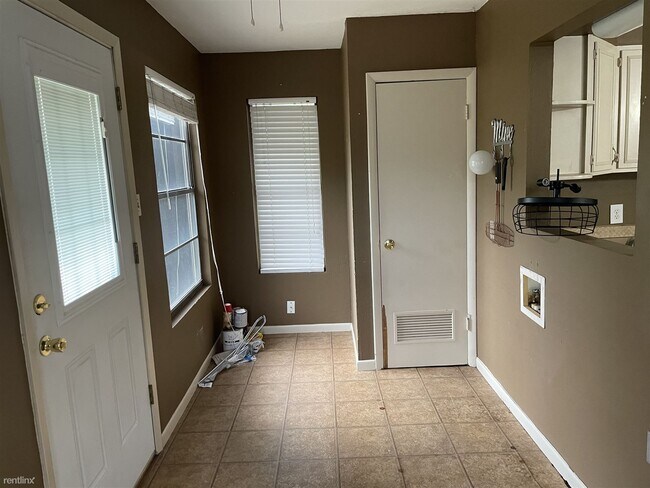 Foto del edificio - 3 br, 2 bath House - 270 1st Monday Lane