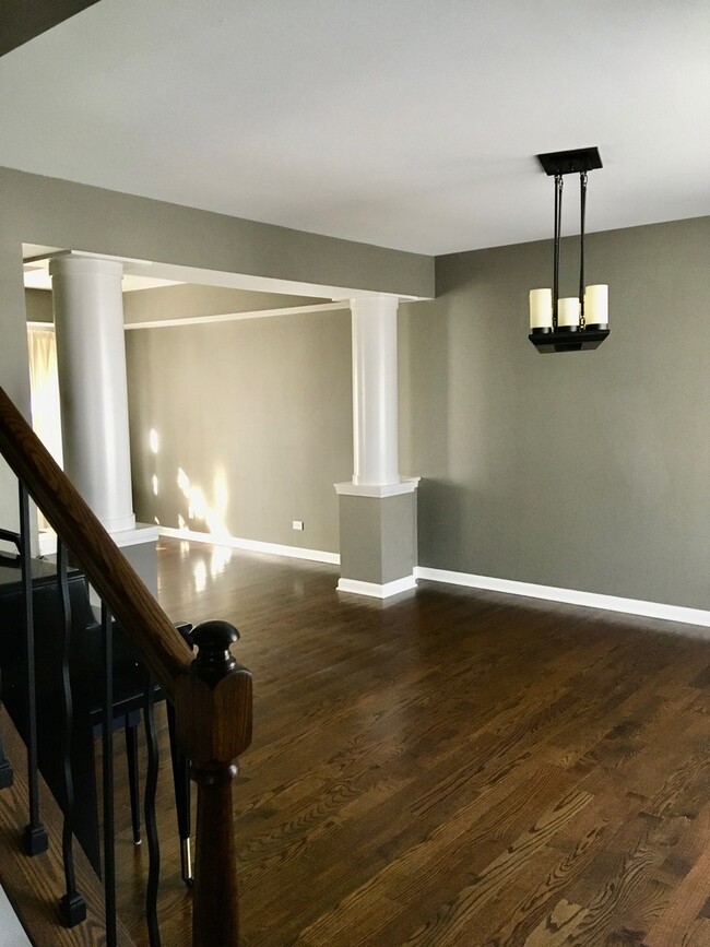 Building Photo - 459 Rock Hall Cir