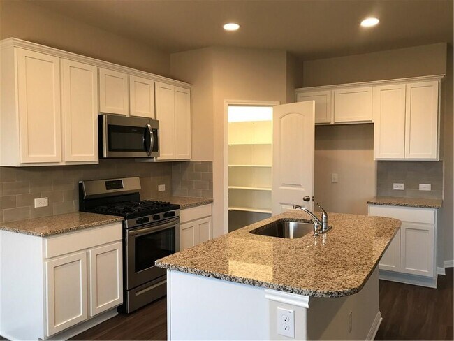 Foto del edificio - 4313 Buffalo Ford Rd