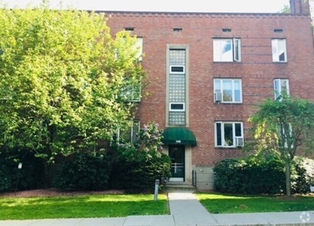 Building Photo - 143 Beaconsfield Rd