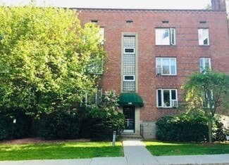 Building Photo - 143 Beaconsfield Rd