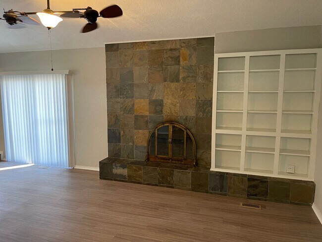 Building Photo - New paint and new bathroom tile!  Spacious...
