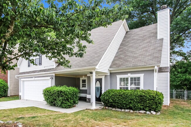Foto del edificio - 216 Rivergate Ct