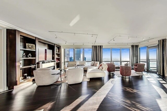 Foto del edificio - 130 N Garland Ct