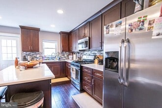 Building Photo - 2357 E Susquehanna Ave