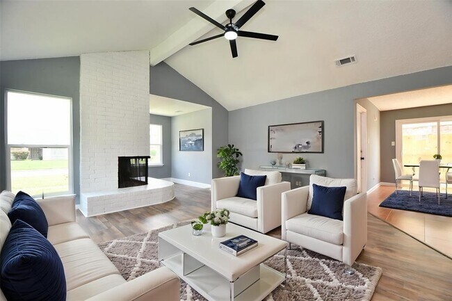 Foto del edificio - 17022 Quail Park Dr