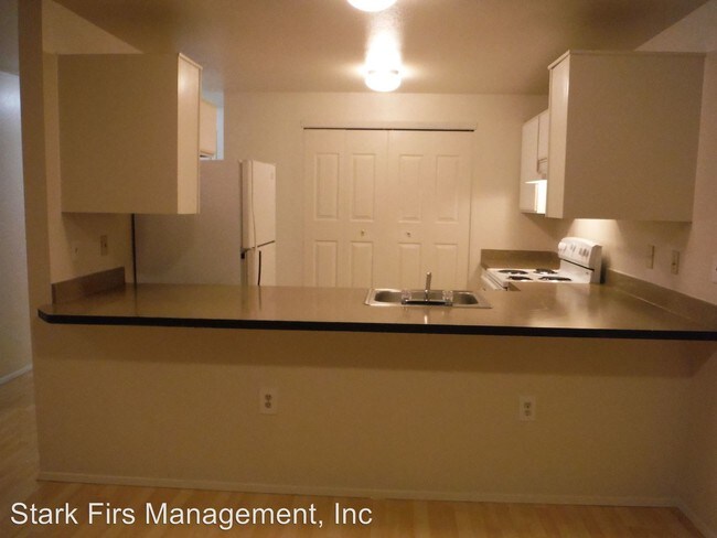 Building Photo - 312 SE 160th Ave