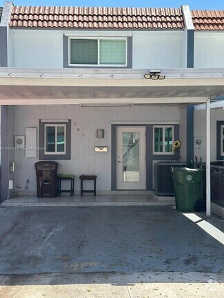 Building Photo - 1840 W 73rd Pl