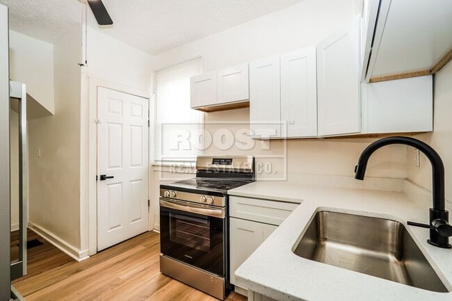 Foto del edificio - 237 Midland Ave