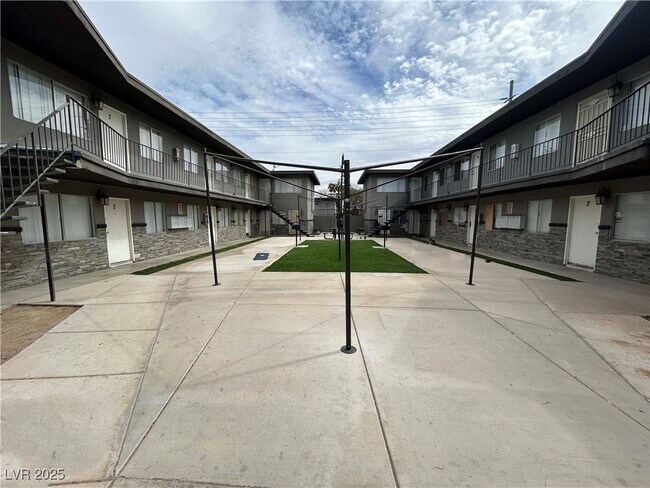 Foto del edificio - 2626 Lynnwood St