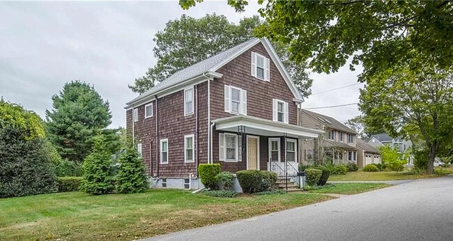 Front of the house - 27 Commonwealth Ave