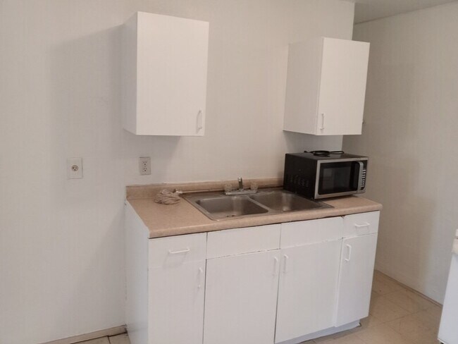 Foto del edificio - 106 Southway Dr