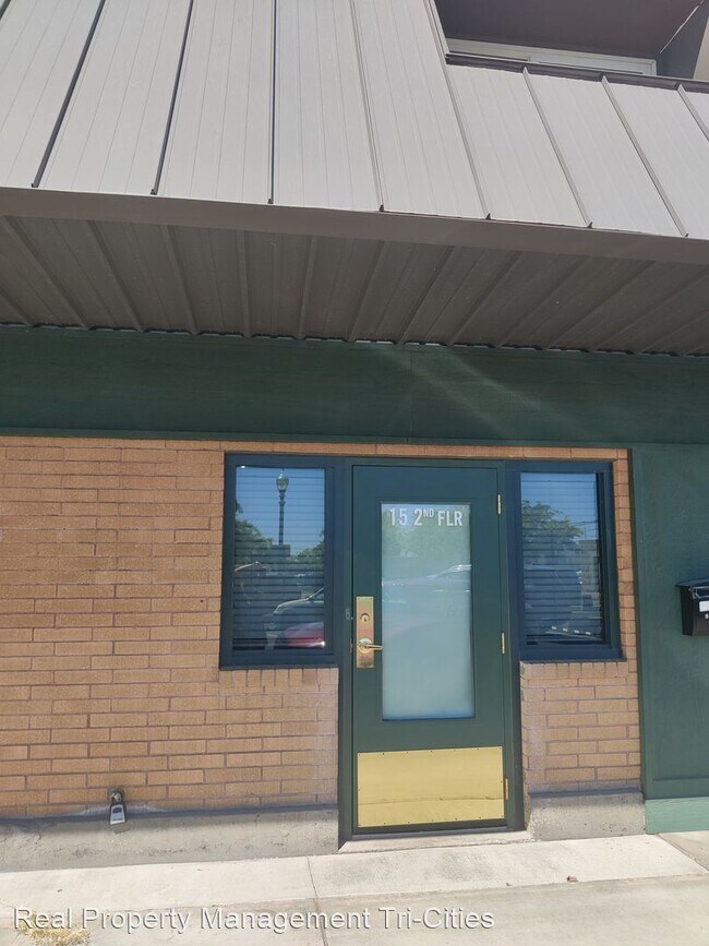 Foto del edificio - 3 br, 2 bath House - 15 1/2 N Cascade st