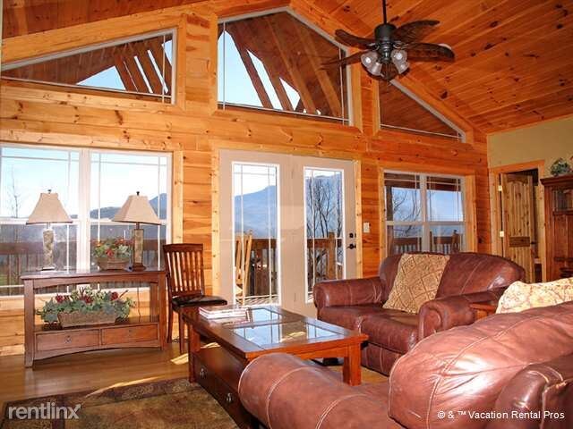 Foto del edificio - 553 Greystone Heights Rd