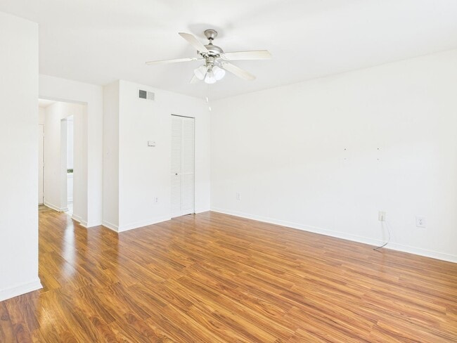 Foto del edificio - 3510 E Richmond Rd