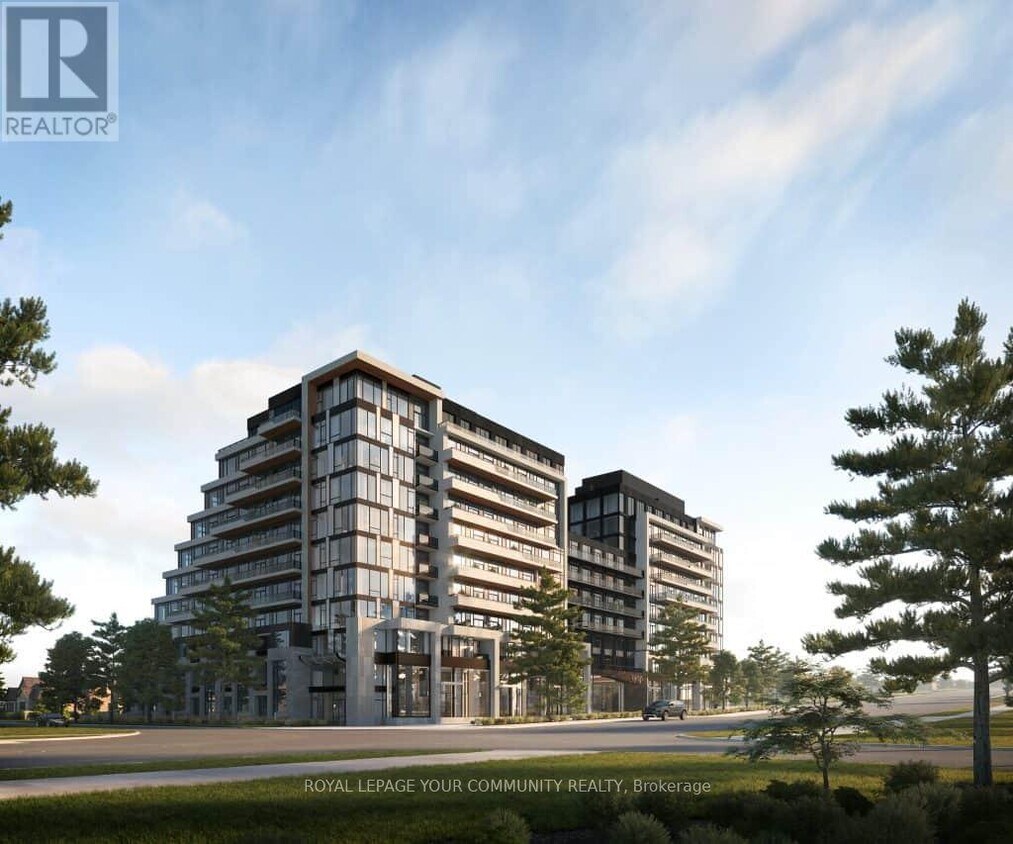 Photo principale - 8188-8188 Yonge St