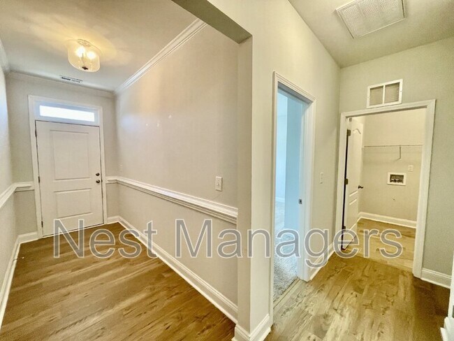 Foto del edificio - 279 Cromwell Ct