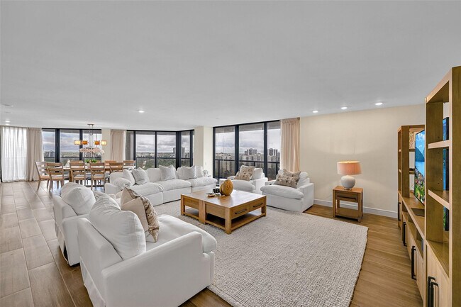 Foto del edificio - 19667 Turnberry Way