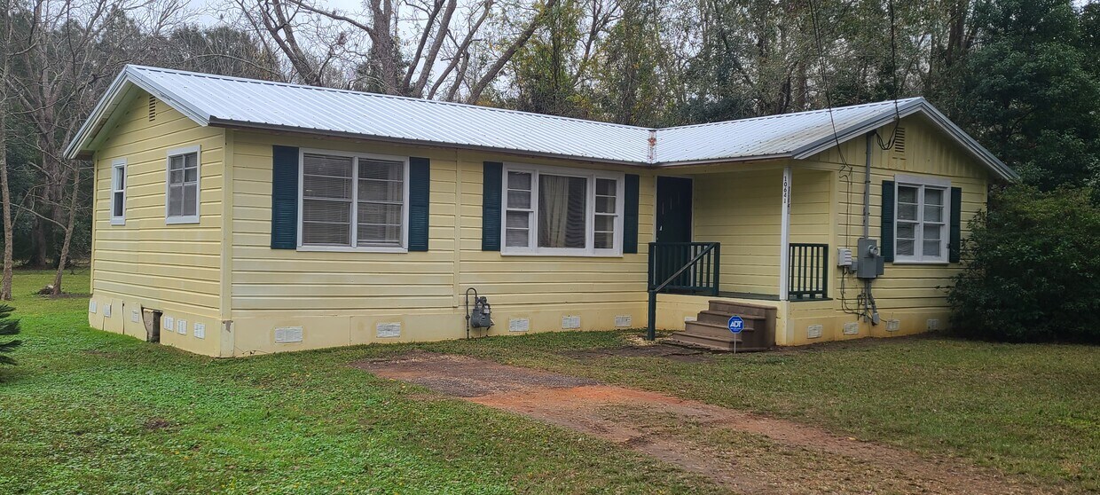 10641 Park Ave E, Grand Bay, AL 36541 House Rental in Grand Bay, AL
