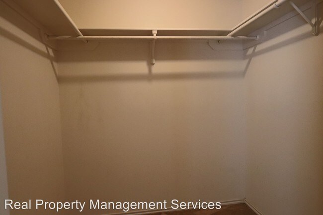 Building Photo - 5840 7th St