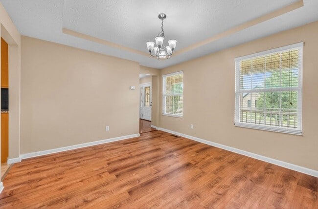 Building Photo - 3077 Cypress Hill Dr