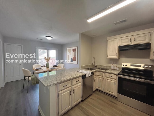 Foto del edificio - 1664 Joy Blvd