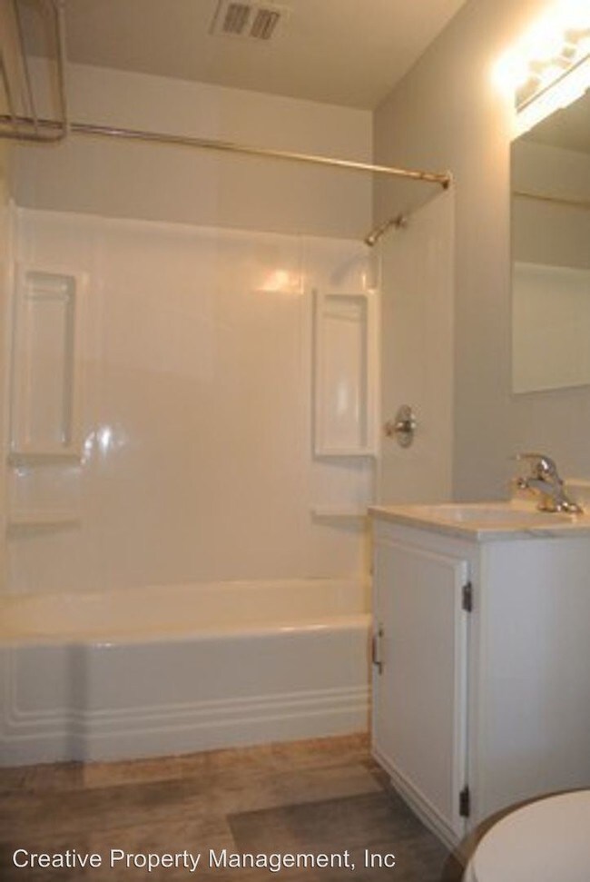 Building Photo - 2410 4th St NW