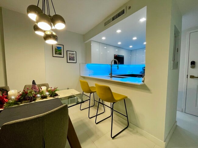 Foto del edificio - 280 SW 20th Rd