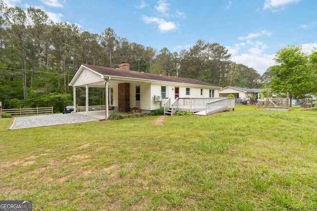 Foto del edificio - 3040 Land Rd