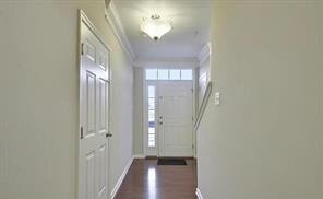 Foto del edificio - Beaufiful 3BR 2.5BA end unit town home wit...