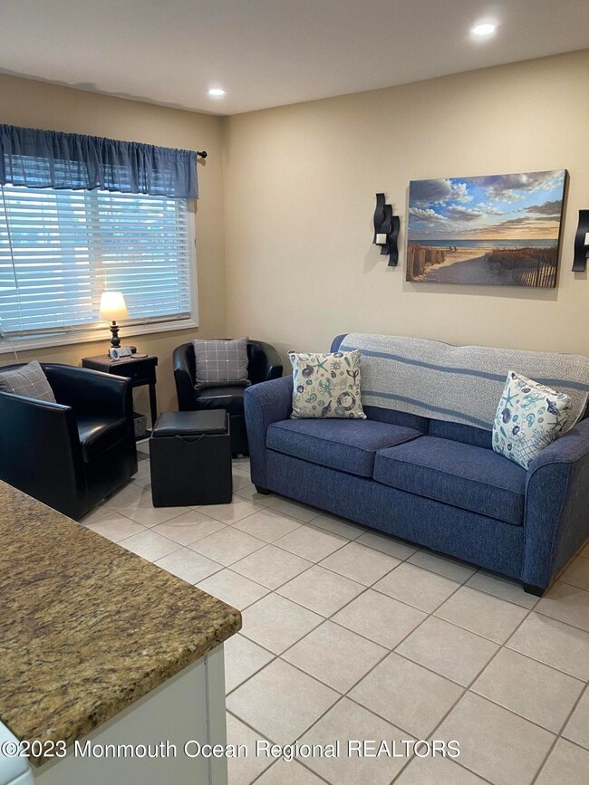 2307 Grand Central Ave Unit 5, Lavallette, NJ 08735 Condo for Rent in