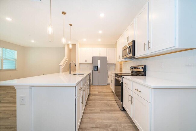 Building Photo - 5261 Luisa Ct