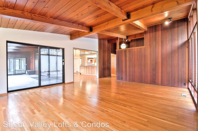 Building Photo - 3 br, 2.5 bath House - 1665 Emory St.