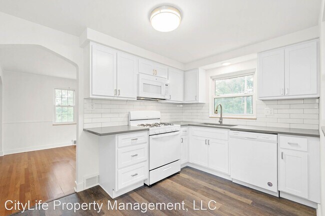 Foto del edificio - 4 br, 1.5 bath House - 327 Duffield Avenue